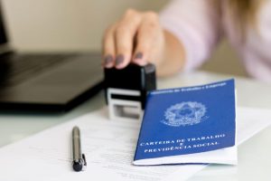 Parcela extra do seguro-desemprego é barrada